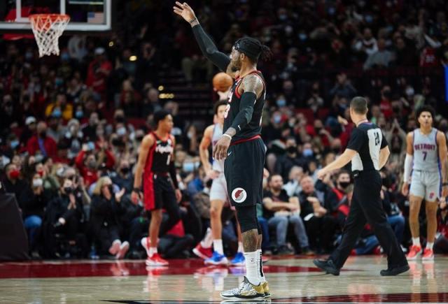 广发体育官网-只要回家就赢球！开拓者一数据成赛季最特殊球队